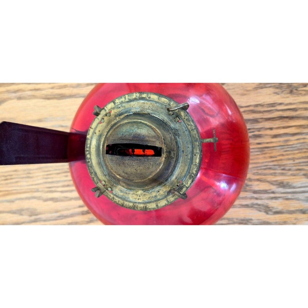 Vintage Red Glass P & A Dorset Thomaston CT Hurricane Oil Lamp Wall Bracket - Picture 7 of 12